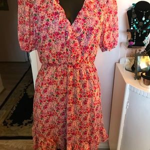Lush flirty, floral lightweight dress.